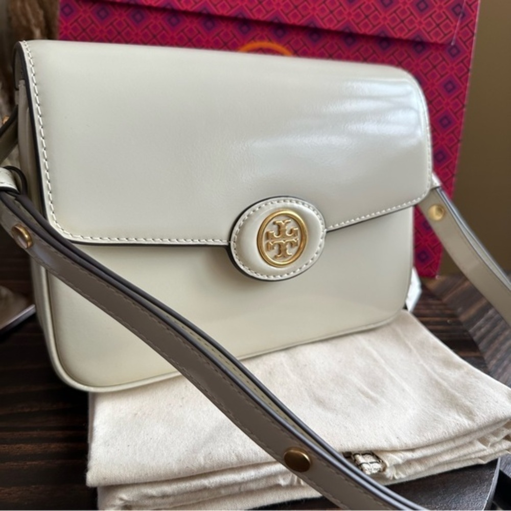 Tory Burch Ivory Crossbody Bag Robinson Convertible Patent Shoulder Bag